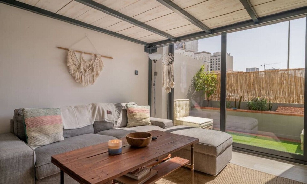 Jumeirah Village Circle Apartment | Oxford residence 2, G15 · Modern LOFT with smart working station