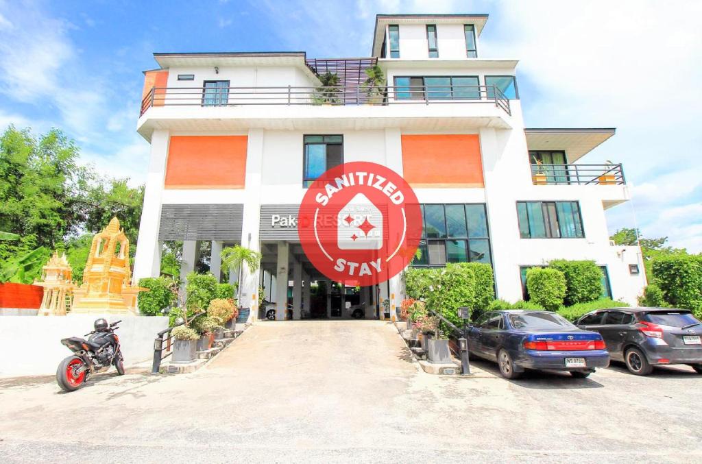 Lat Phrao Hotel | Pak-D Resort