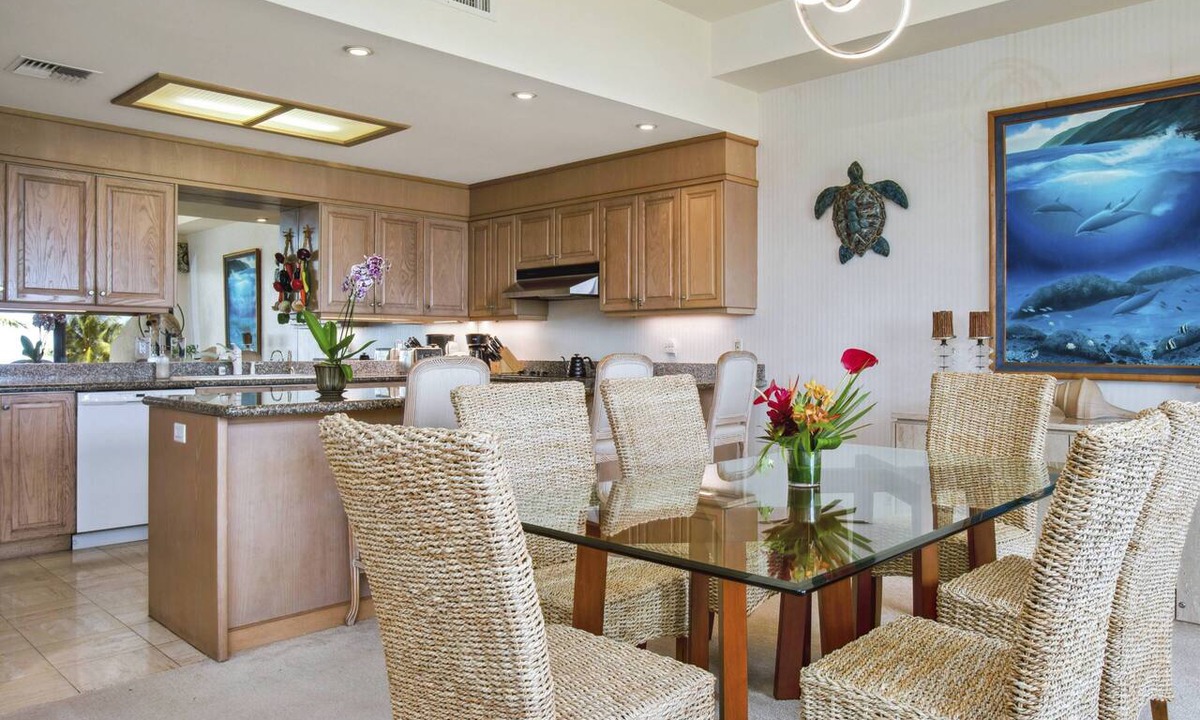 Wailea Condo | Panoramic Ocean Views - Makena Surf A203
