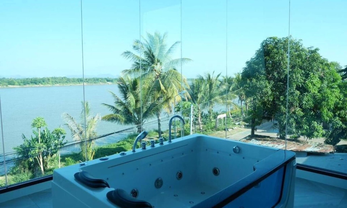 Nakhon Phanom Villa | Pool villa rimkhong Nakhorn panom