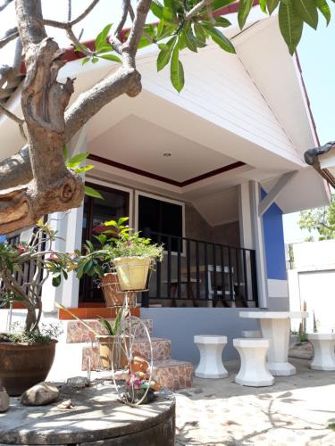 Koh Lan House | Poopreaw Koh Larn