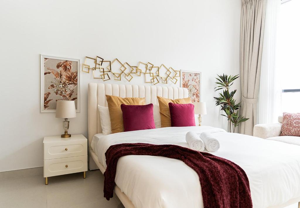 Al Hamriya Apartment | Premium Cozy Waterfront Studio - Blue Bay Walk Ajmal Makan
