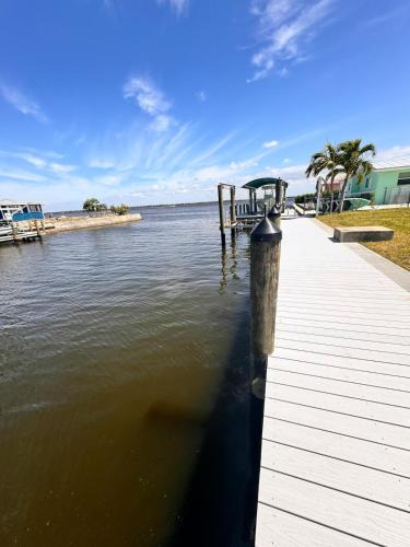 Matlacha House | Priceless Waterfront Escape in Matlacha