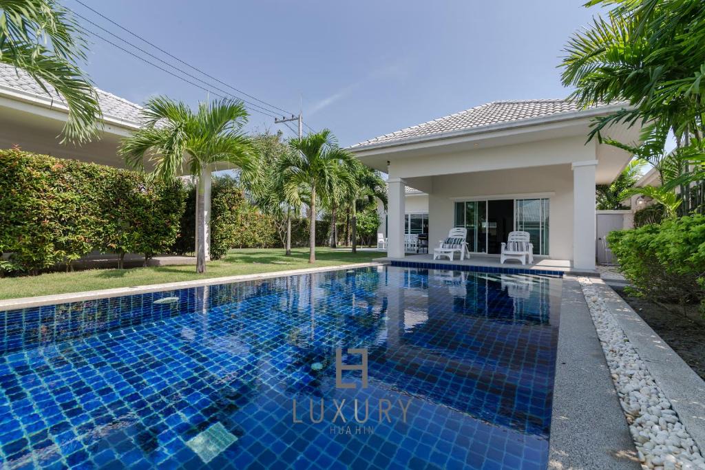 Ban Nong Sadao Villa | Private Pool Villa Hua Hin L26