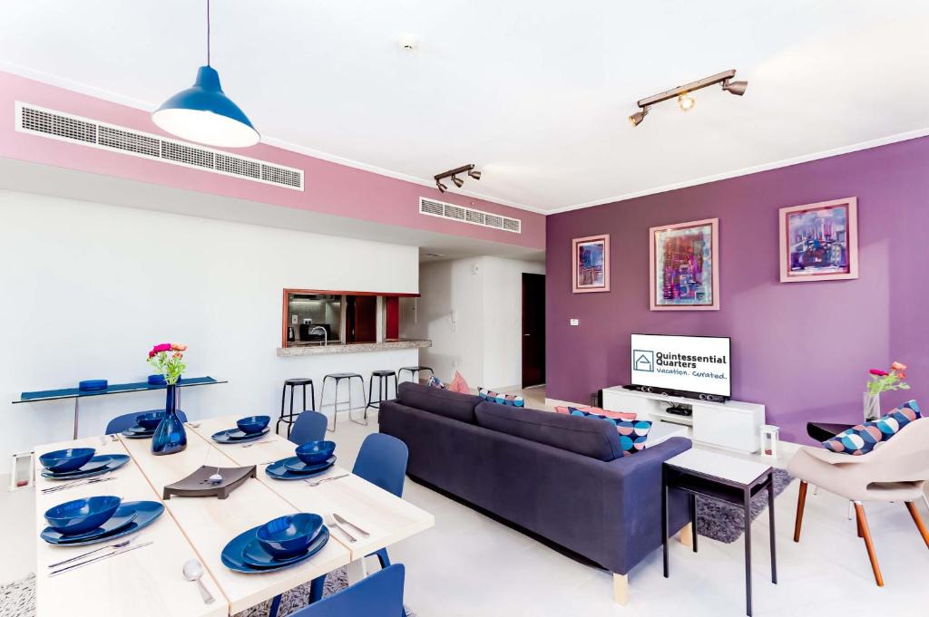 Downtown Dubai Apartment | Quintessential Quarters - Ultra-modern and Spacious Aparment