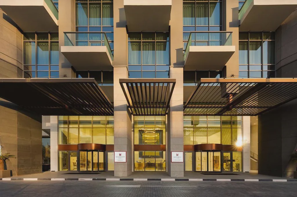 Business Bay Hotel | R 1666 Millennium Atria Business Bay
