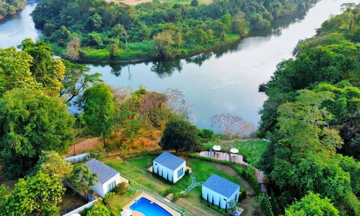 Kanchanaburi Bed & Breakfast | Rakmak Kan Resort & Cafe
