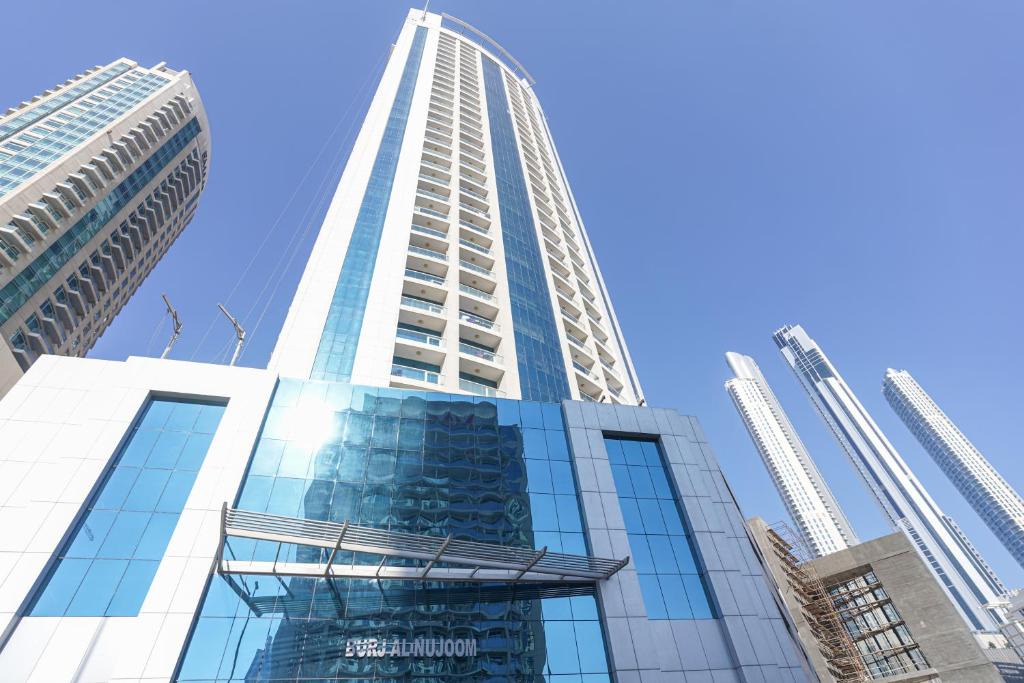 Burj Al Nujoom Downtown Dubai Mall | Downtown Dubai