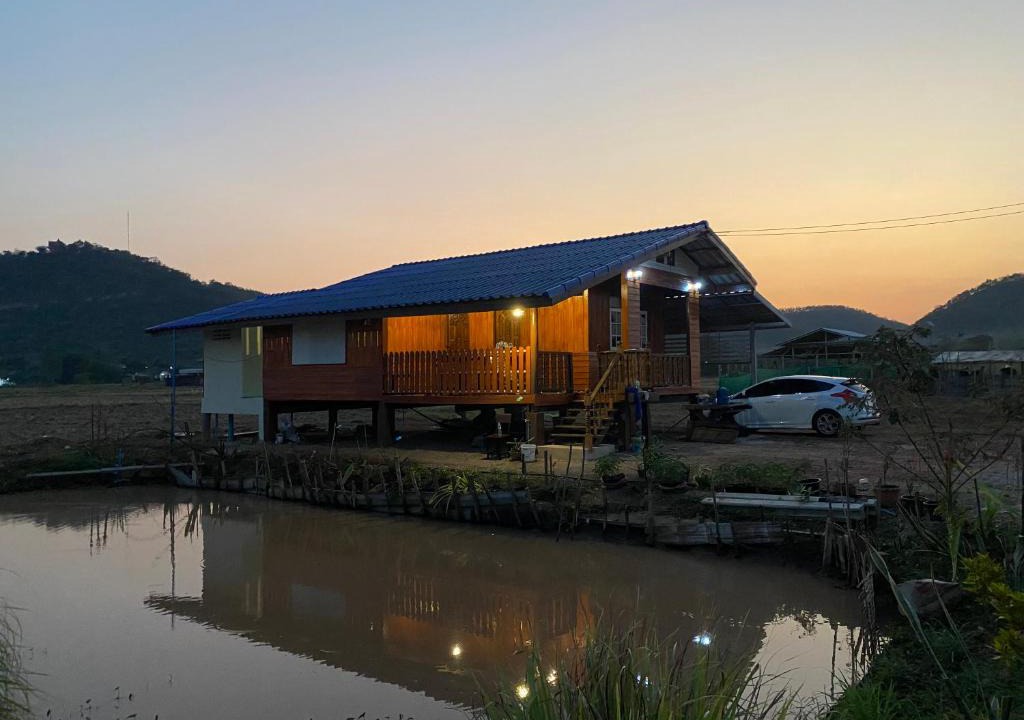 Ratchaburi House | Royal mountain field (บ้านทุ่งเขาหลวง ราชบุรี)