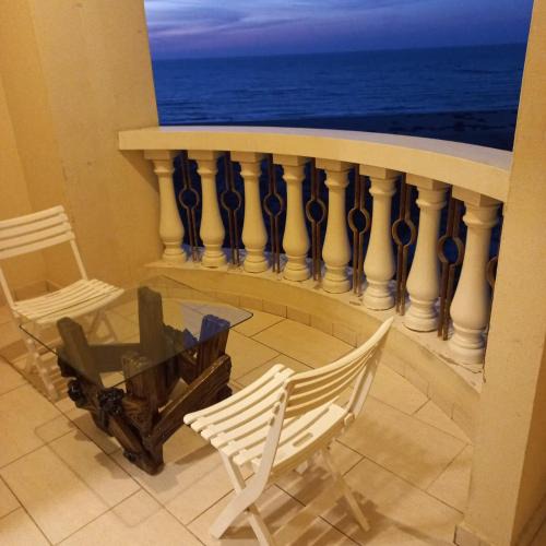 Al Hamra Village Apartment | Sea View Studio 1 Royal Breeze