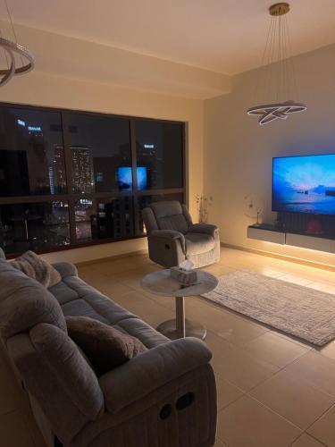 Dubai Marina House | Shams Wa Bahar Vacation Homes Rental