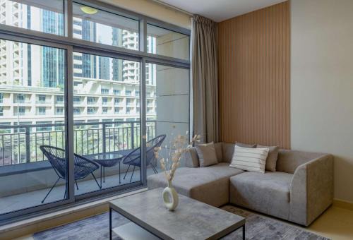 Downtown Dubai Apartment | Silkhaus spacious 1 BDR near Burj Khalifa in Downtown