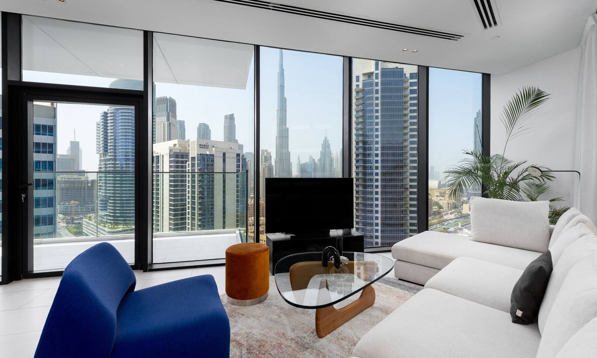 Downtown Dubai Apartment | Sky-High Panoramic Apt w/Iconic Burj Khalifa Vws