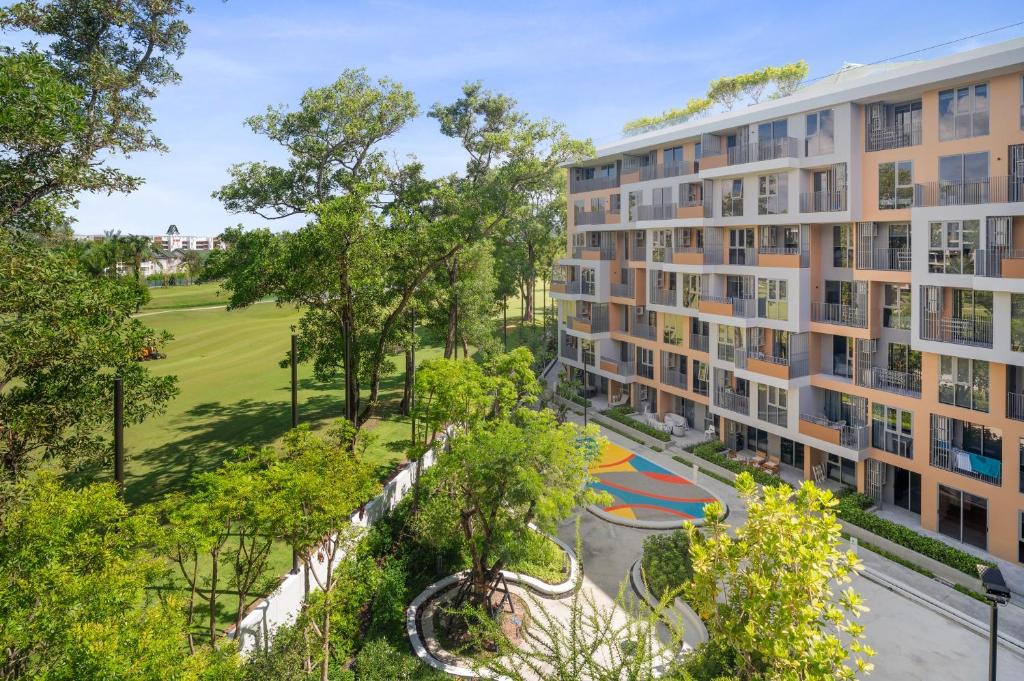 Laguna Apartment | Skypark Celeste Building 5 in Laguna by Banyan Living
