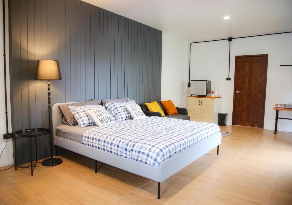 Chim Phli House | SLEEP SLEEP SUANPHAK Homestay