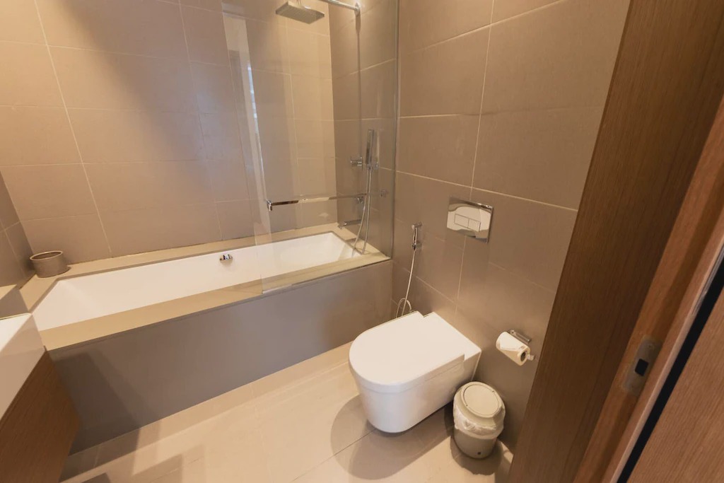 Al Wasl Apartment | Spacious 1 Bed Apartment in City Walk