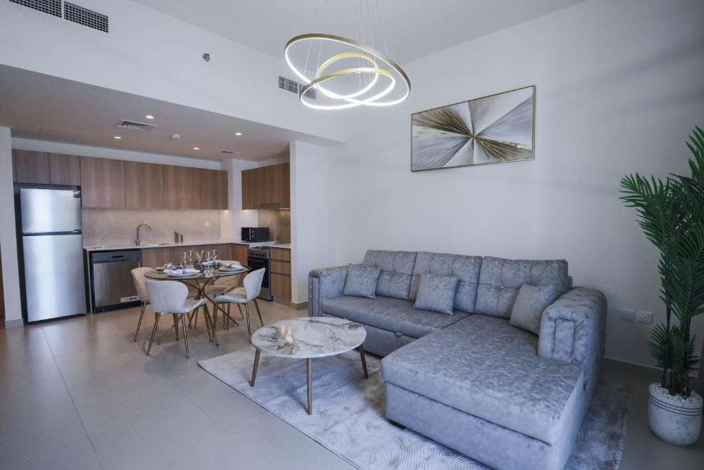 Al Khan Apartment | Spacious 2 bedroom at Maryam Island, Sharjah