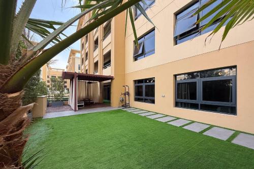 The Greens Apartment | Spacious 3BR with Large Terrace