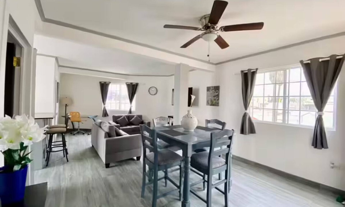 Playas De Tijuana Apartment | Spacious Suite + Parking | 15 min SY Border