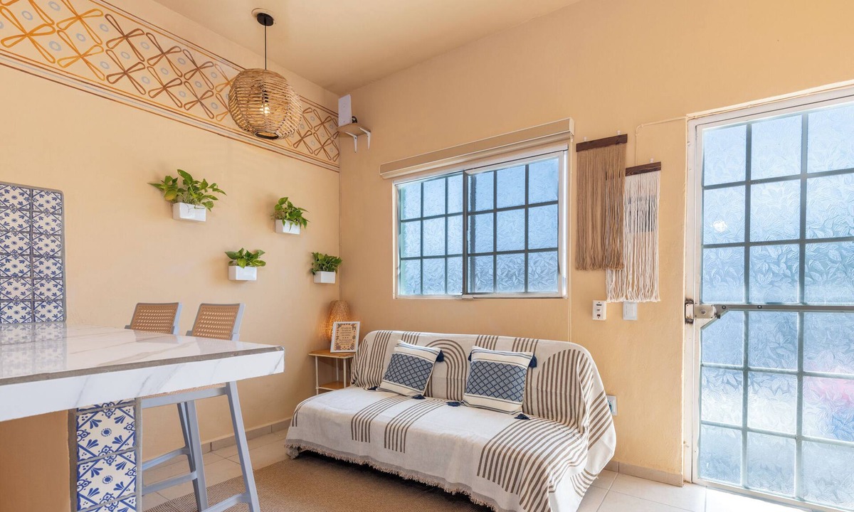 Lo de Marcos Apartment | Steps to Beach & Dowtown, Starlink WiFi, Laundry Service, PetsOK