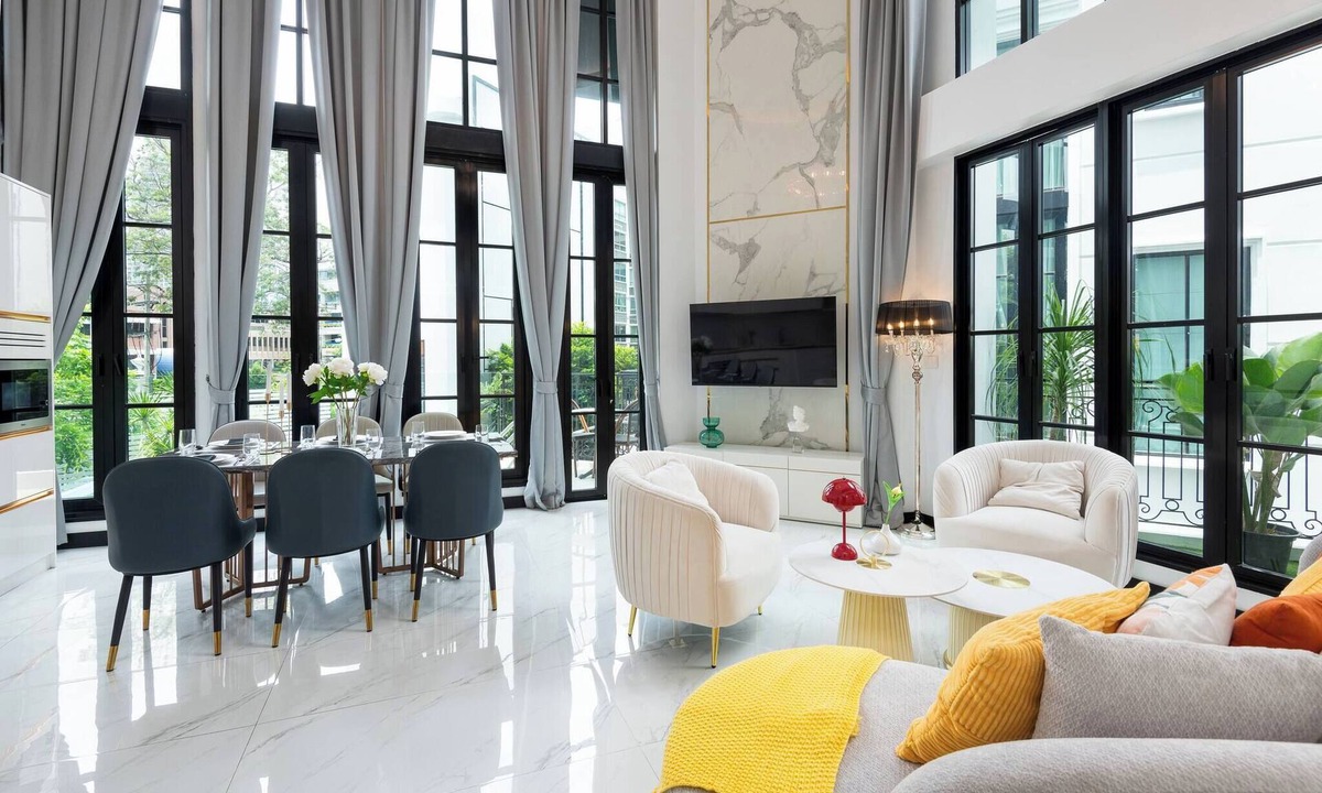 Phra Khanong Nuea Villa | Stylish 7beds Poolhouse With Cinema & Lift - 2min to BTS