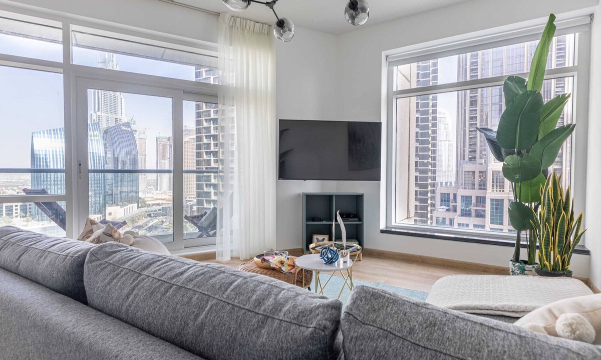 Downtown Dubai Apartment | Stylish and Luxurious 2BR Apartment in Downtown!