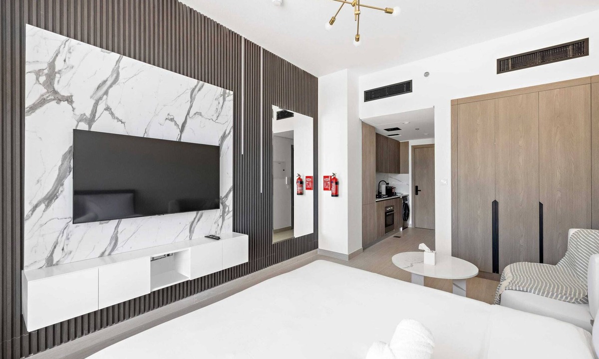 Dubai Apartment | Stylish Studio in New residence with pool and gym