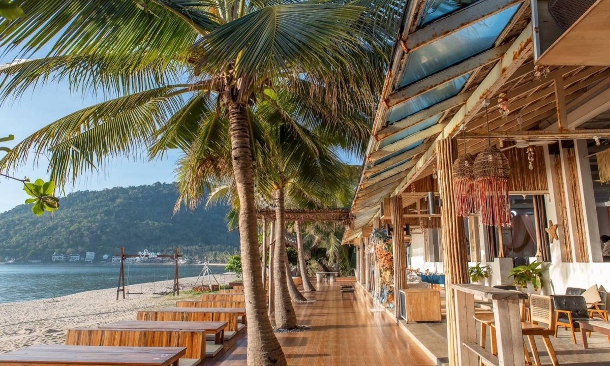 Khanom Hotel | Supar Royal Beach Hotel