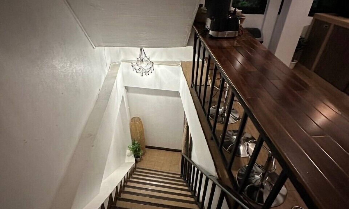 Talat Yot Hostel | Thai Siwilai
