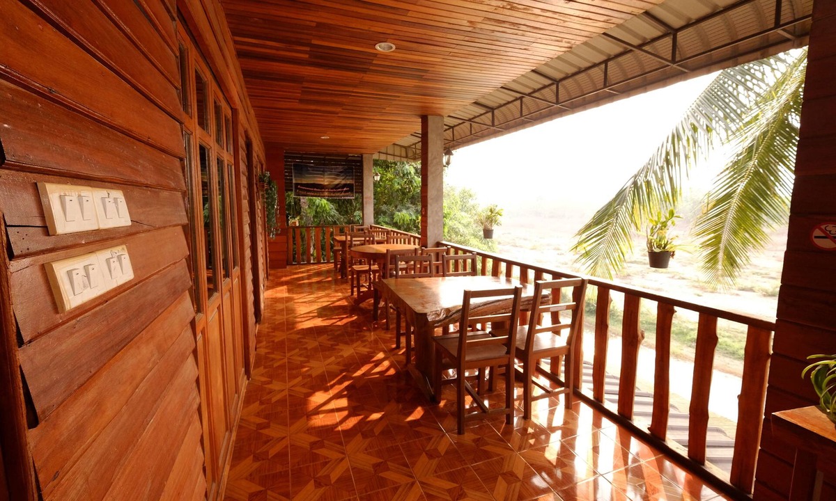 Mae Sariang House | The Good View Guesthouse