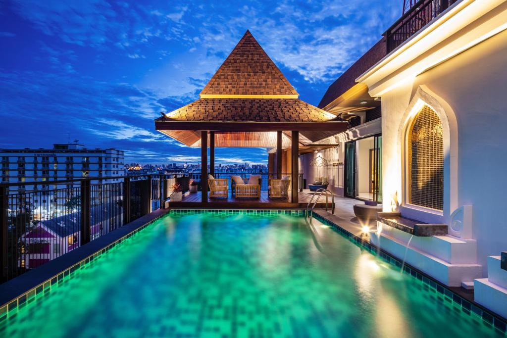 Phlabphla Hotel | The Grand Sala Thai