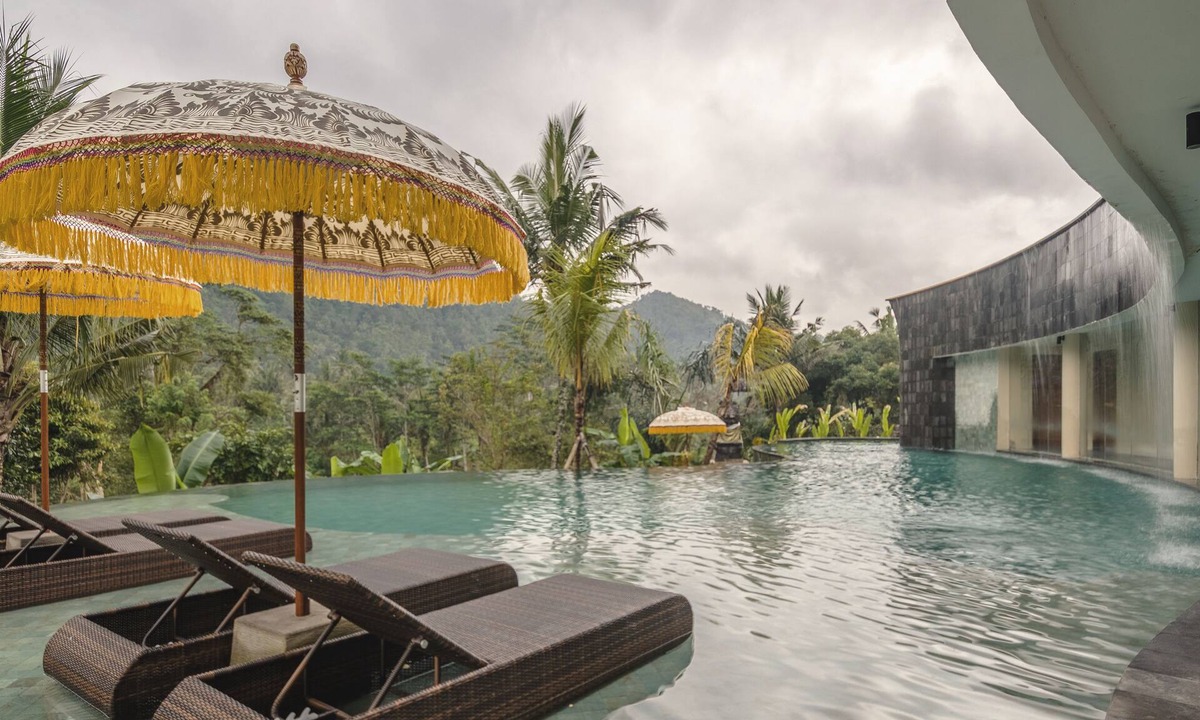 Sidemen Resort | The Wapa Lux Tent