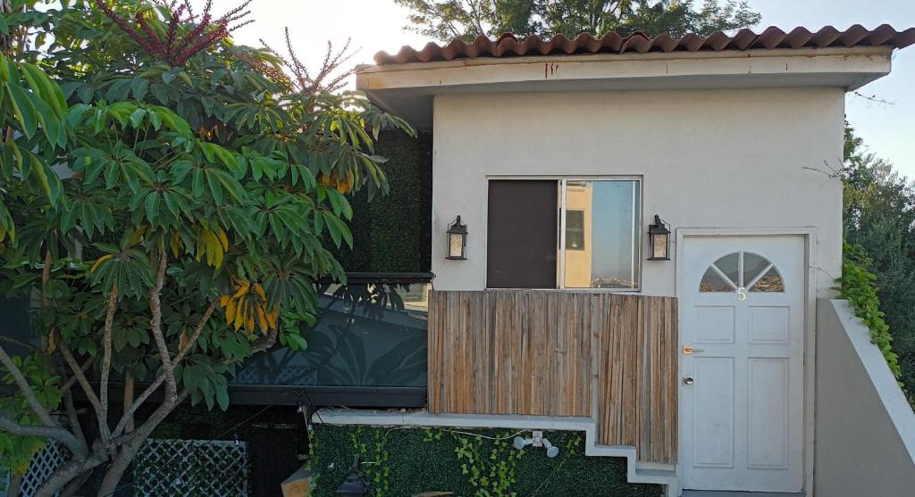 Madero Sur House | Tree Cabin