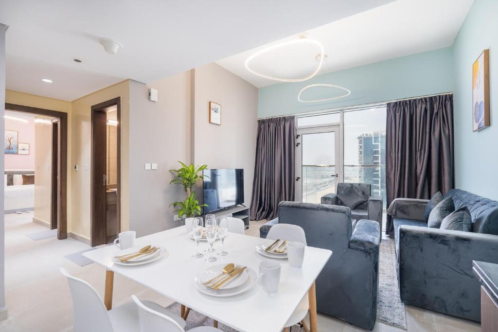 Discovery Gardens Apartment | Trinity Holiday Homes - Spacious Modern Living 1BR & 2BR Unique Apartment