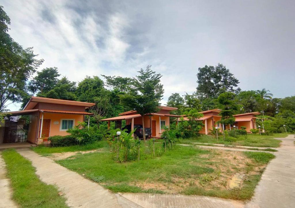 Mukdahan Ski Chalet | Tungngoen Resort