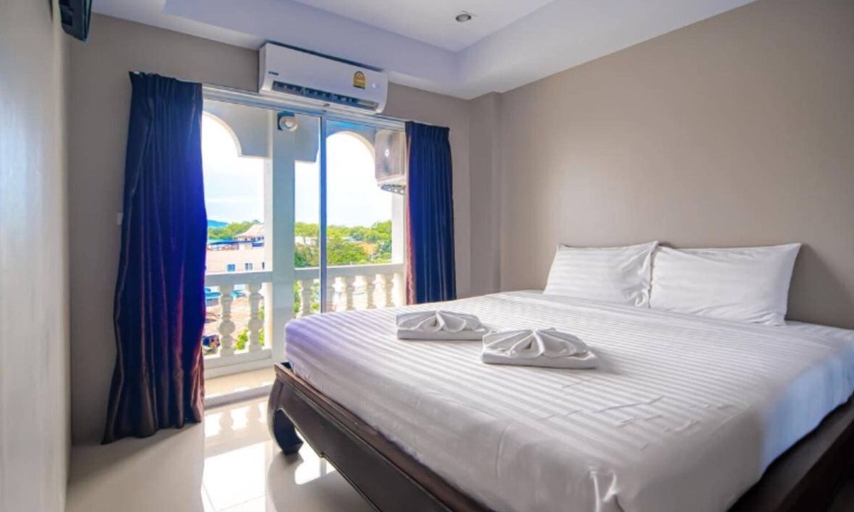 Choeng Thale Hotel | Tyler Cherngtalay