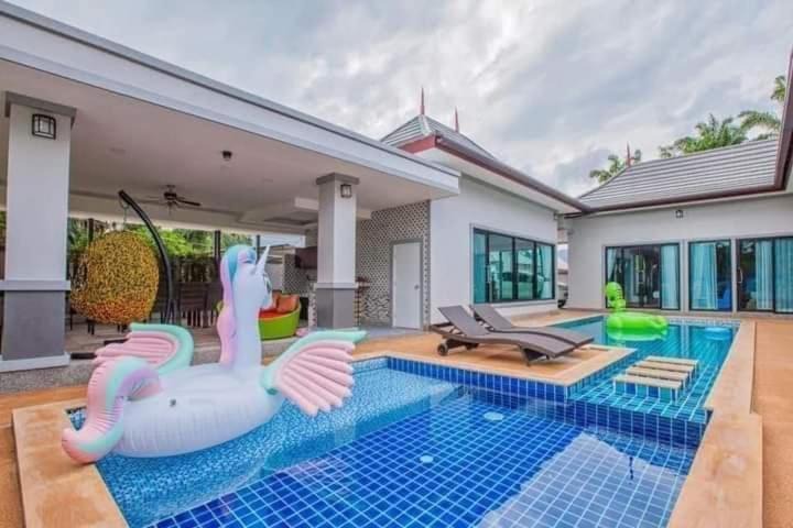 Ao Nang Villa | Viewparkpoolvilla อ่าวนาง จ.กระบี่