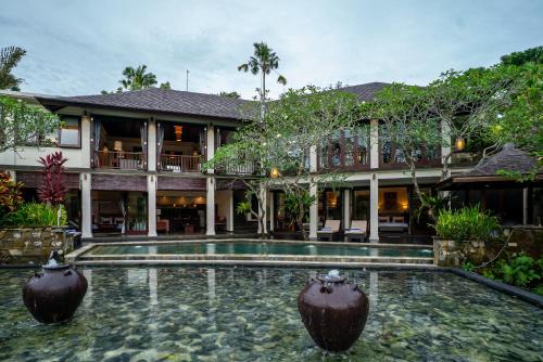 Jimbaran Bay Villa | Villa Ambiente by Nakula