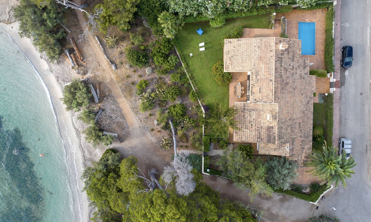 Son Servera Villa | VILLA ES PINARO - BEACH FRONT by PriorityVillas