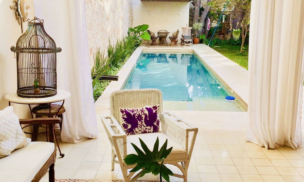 Zona Paseo Montejo House | Villa Sochic, stunning contemporary colonial near Paseo de Montejo
