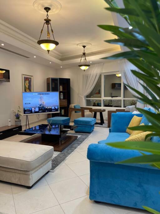 Al Majaz Apartment | Waterfront Royal 3BR apartment
