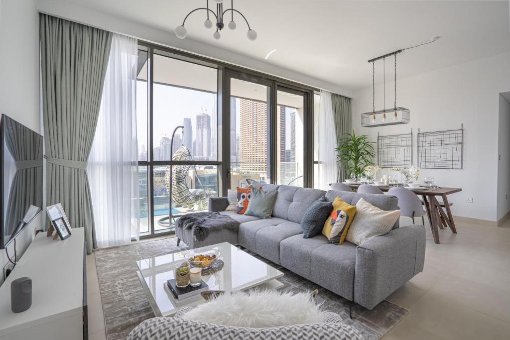 Bur Dubai Apartment | WelHome - Bright Apt in Downtown with Spectacular Views