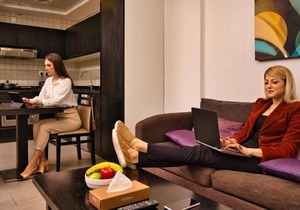 1 Bedroom Executive Next to Internet Metro Station