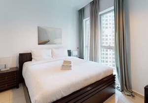 1406 Bay Central · Contemporary One Bedroom in Dubai Marina