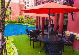 7 Seas Condo by Thitipong