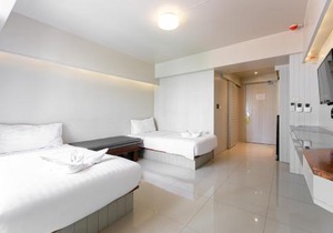 A Room Bangkok Sathorn