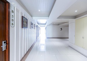 A Room Bangkok Sathorn
