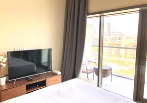 Amazing Studio with balcony Park View Dubai JVC