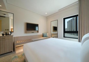 Arabian Park Dubai, an Edge by Rotana Hotel