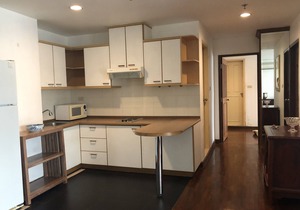 Beautiful apartment in the heart of Bangkok.